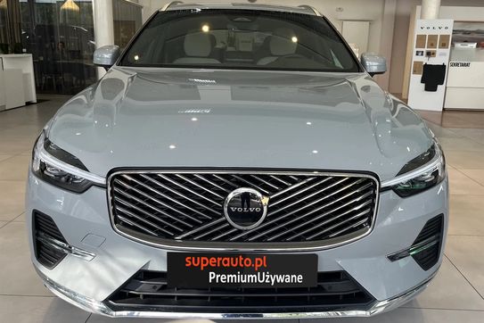 Volvo XC60 B5 B AWD Plus Bright