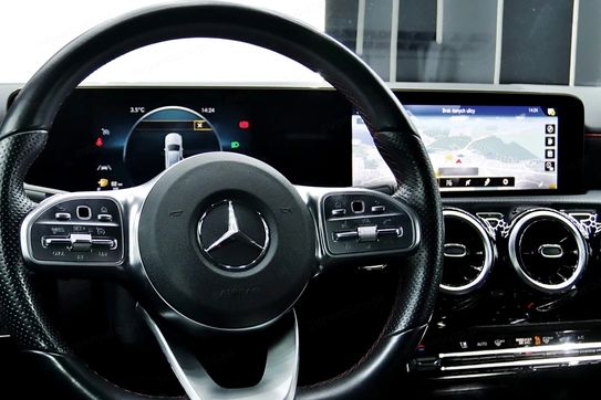 Mercedes Klasa A 200 AMG Line