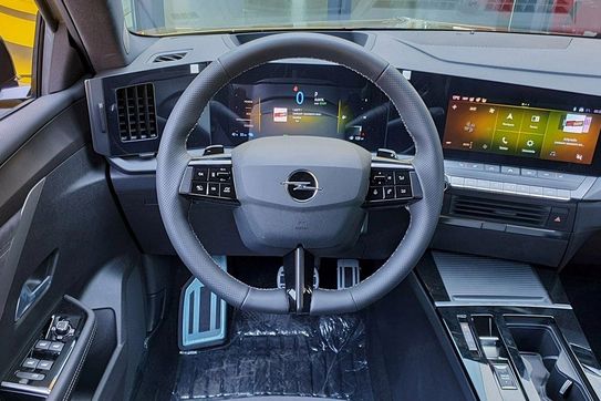 Opel Astra GSe Plug-in Hybrid