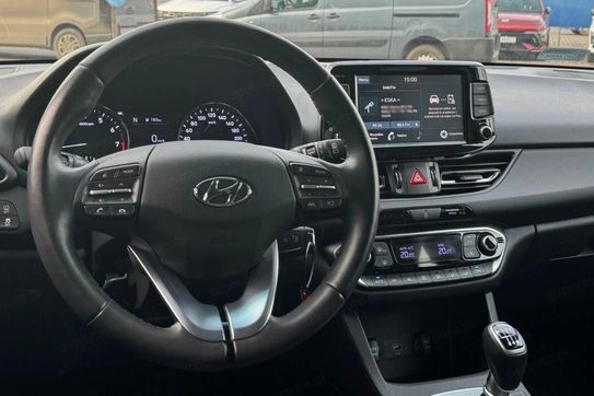 Hyundai i30 1.5 T-GDI Smart