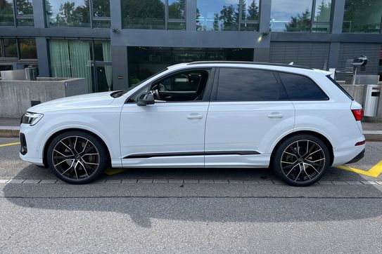 Audi Q7 50 TDI quattro S Line