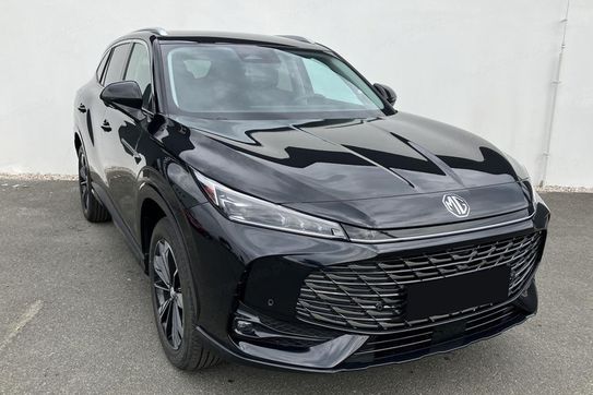 MG HS Exclusive 1.5 AT