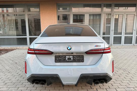 BMW Seria 5 M5