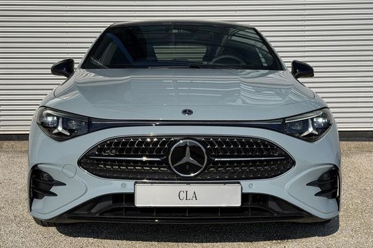 Mercedes CLA 220  4-Matic AMG Line