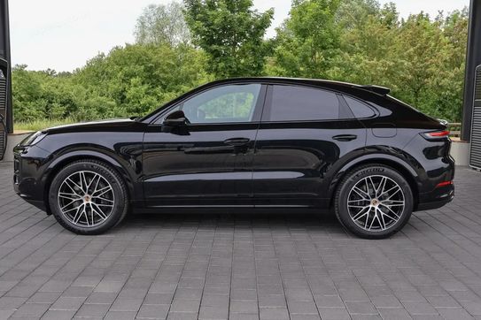 Porsche Cayenne Coupe E-Hybrid Black Edition