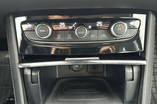 Opel Grandland X 1.6 T