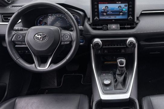 Toyota RAV4 2.5 Hybrid Black Edition by JBL 4x4