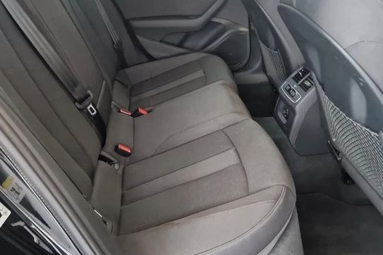 Audi A4 Avant 40 TDI Advanced