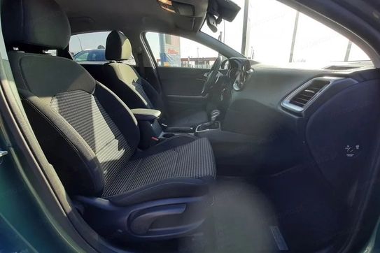 Kia Ceed M T-GDI  DCT