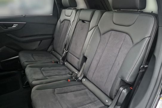 Audi Q7 50 TDI quattro S Line