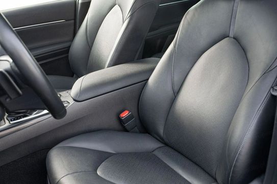 Toyota Camry 2.5 Hybrid CVT