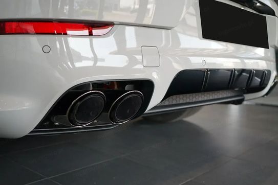 Porsche Cayenne E-Hybrid Black Edition
