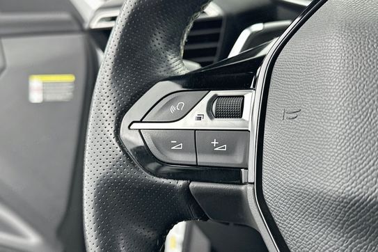 Peugeot 2008 GT 1.5 BlueHDI EAT8