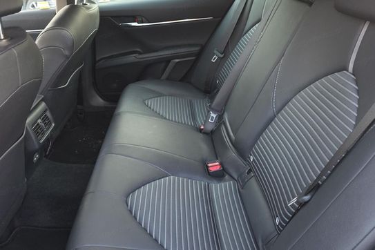 Toyota Camry 2.5 Hybrid Prestige