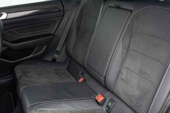 Volkswagen Arteon 2.0 TDI SCR R-Line DSG