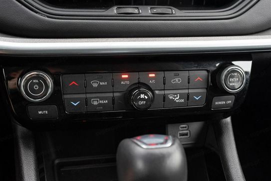 Jeep Compass 1.5 DCT