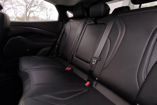 Ford Mustang Mach-E 75kWh RWD