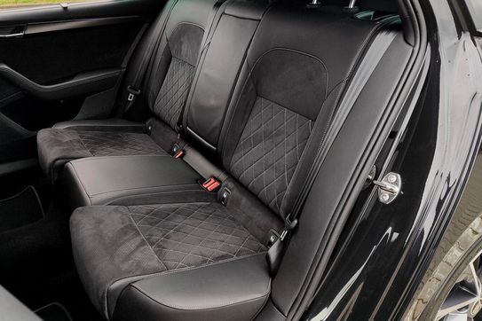 Skoda Superb 2.0 TDI SCR Sportline DSG