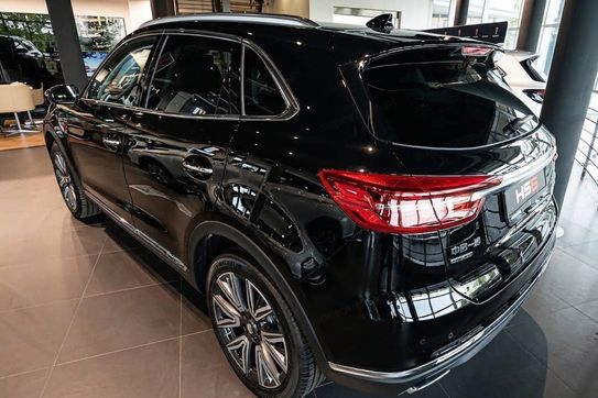 Hongqi HS5 2.0T AWD