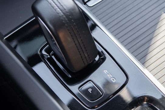 Volvo V60 B4 D Momentum Pro