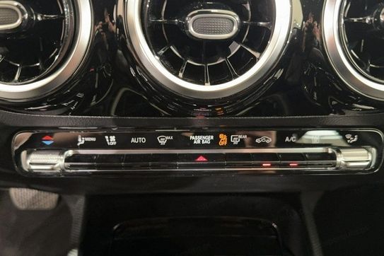Mercedes GLA 200 mHEV 7G-DCT