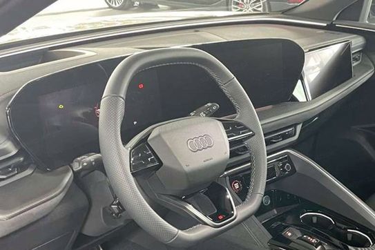 Audi Q5 TDI quattro S line Sportback