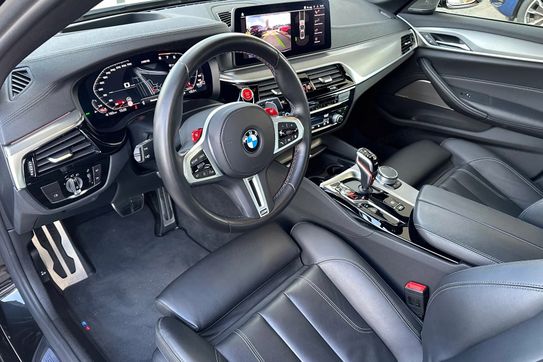 BMW Seria 5 M5