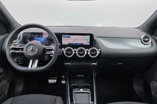 Mercedes GLA 200 AMG Line