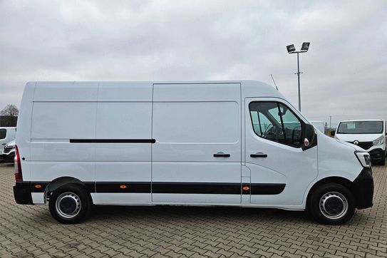 Renault Master L3H2 AT