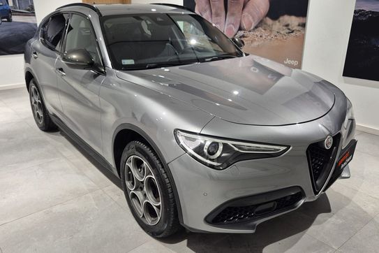 Alfa Romeo Stelvio Turbo B-Tech Edition Q4