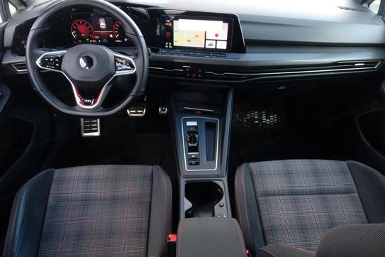 Volkswagen Golf VIII 2.0 TSI GTI DSG