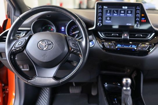 Toyota C-HR 2.0 Hybrid Selection