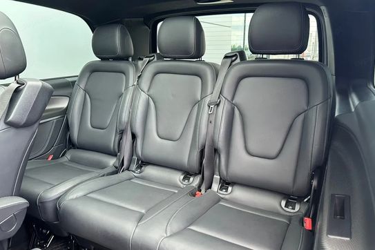 Mercedes V Klasa 300 d 4MATIC Exclusive (długi)