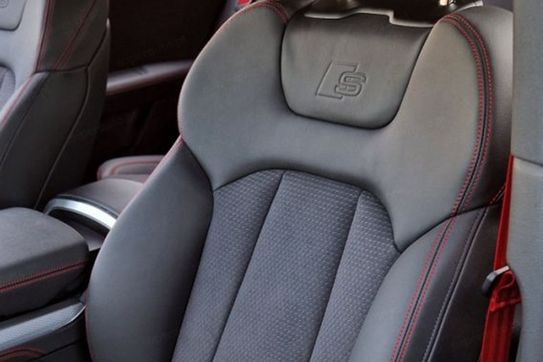 Audi Q7 50 TDI quattro S Line