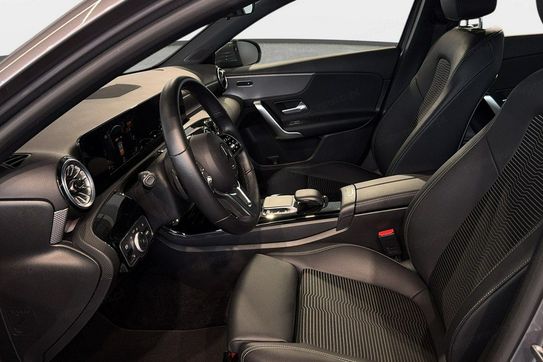Mercedes Klasa A 200 Progressive 7G-DCT