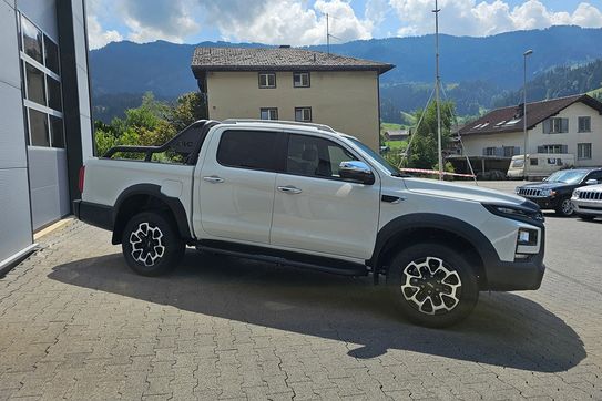 Jac T9 8AT 4x4