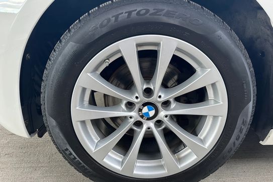 BMW Seria 3 Gran Turismo 320d xDrive Advantage aut