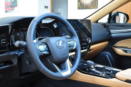Lexus NX 350h Prestige AWD