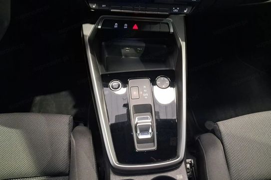 Audi A3 35 TFSI mHEV S tronic