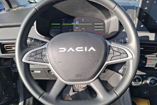 Dacia Jogger Extreme+ 1.6 Hybrid AT 7-miejsc