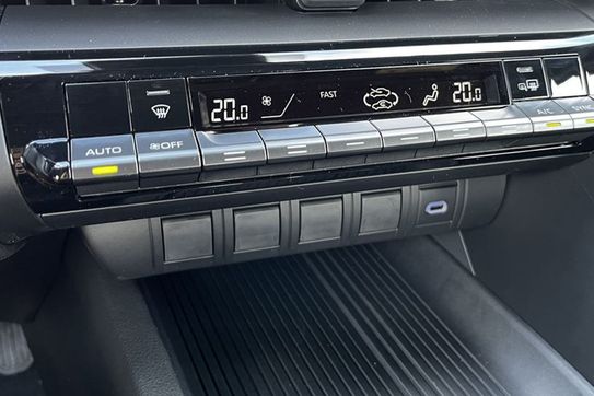 Toyota C-HR Comfort 1.8 Hybrid