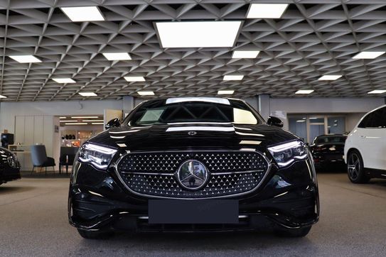 Mercedes E Klasa 220 d  4-Matic AMG