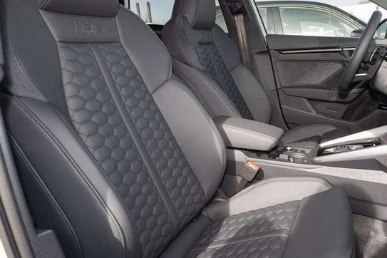 Audi A3 RS3 TFSI quattro Sportback