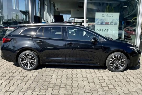 Toyota Corolla Teamplayer 2.0 Hybrid Dynamic Force