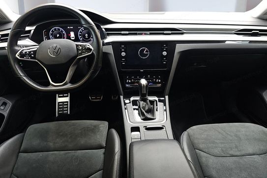Volkswagen Arteon 2.0 TSI Elegance DSG