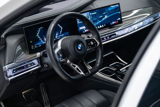 BMW Seria 7 740d xDrive M Sport