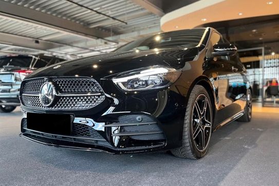 Mercedes B Klasa 220 4-Matic AMG Line
