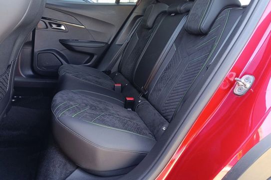 Peugeot 2008 1.2 Puretech Gt S&S EAT8