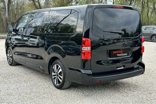 Peugeot Traveller XL L2H1 Business VIP