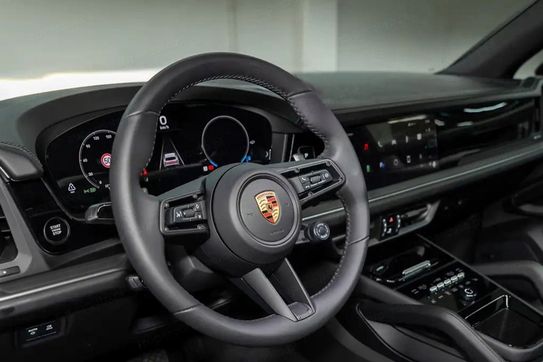 Porsche Cayenne Coupe Black Edition